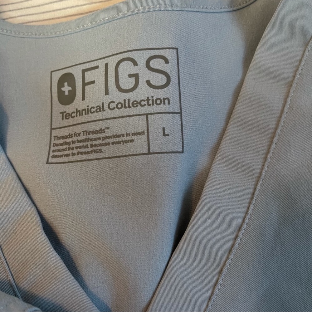 Figs dusty blue scrub top